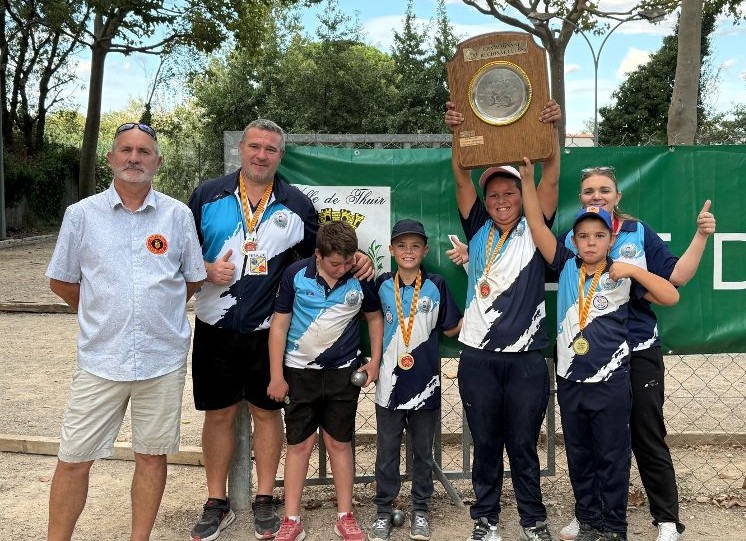 Equipe minime CASTELGINEST 31 Champion