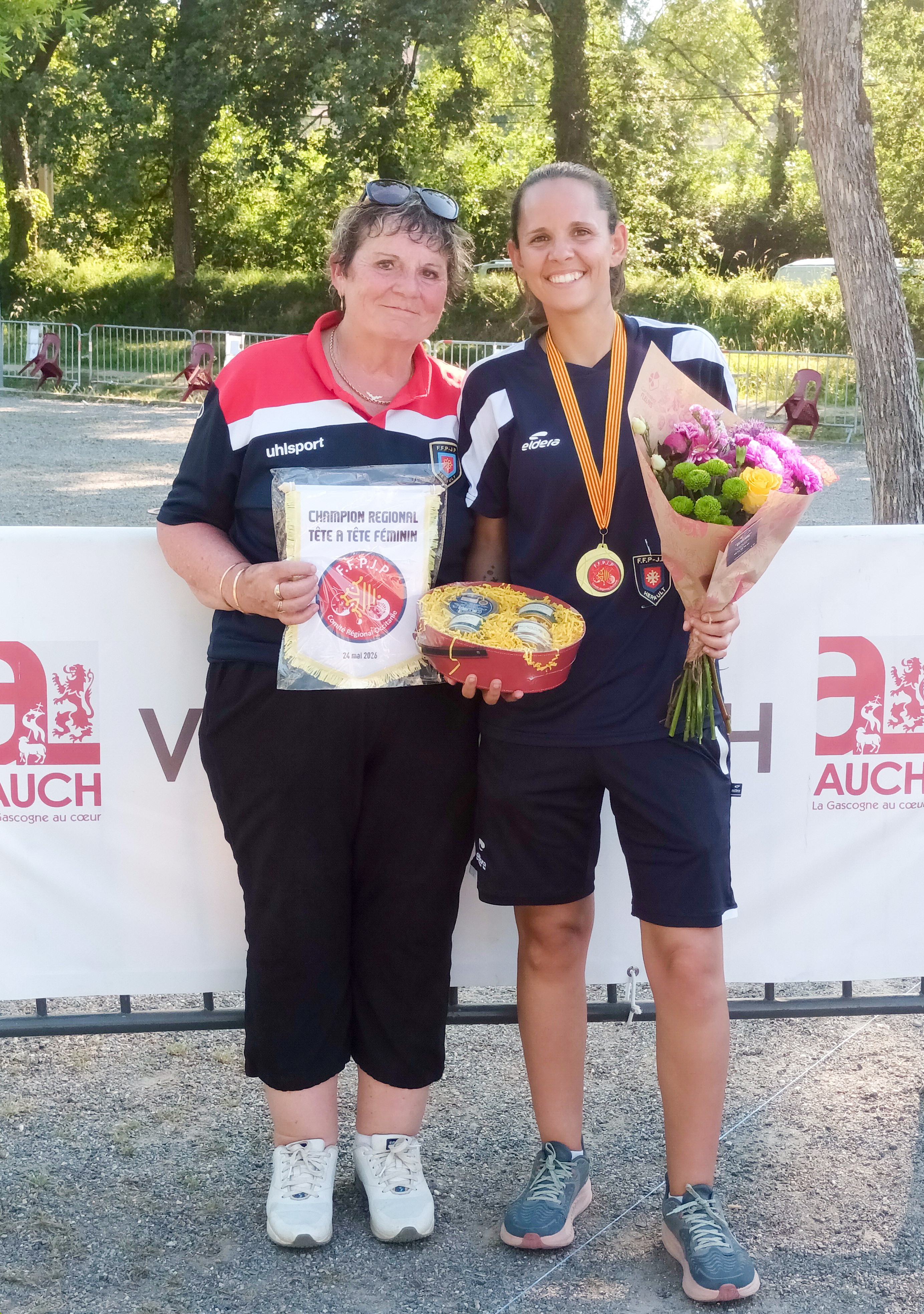 2 TT fm championne